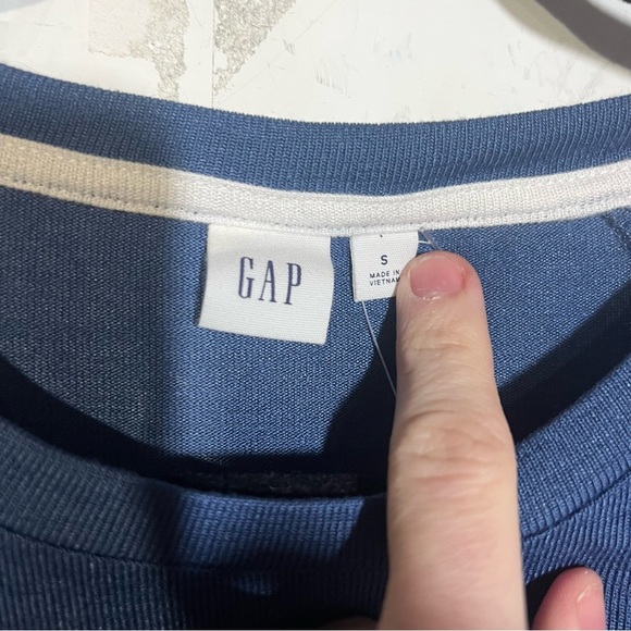GAP Raglan Tee Shirt Ribbed Blue and White Size Small NWT - Picture 6 of 7